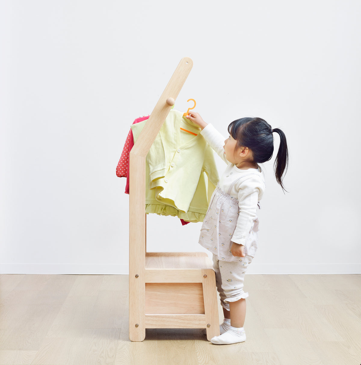 Norsta3 Kids Hanger Rack