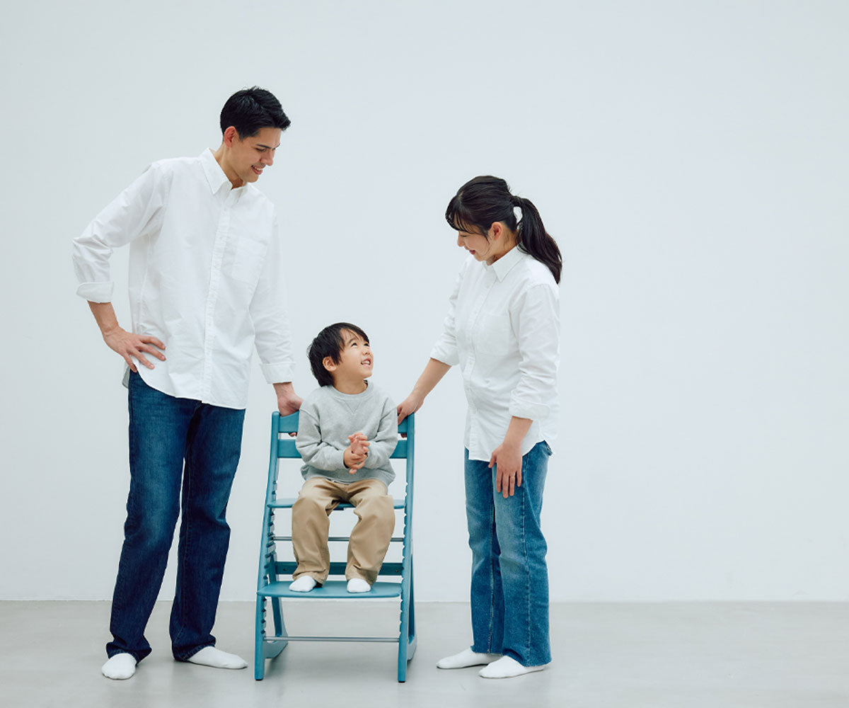 Sukusuku GL High Chair (with Safety Belt YC-05)